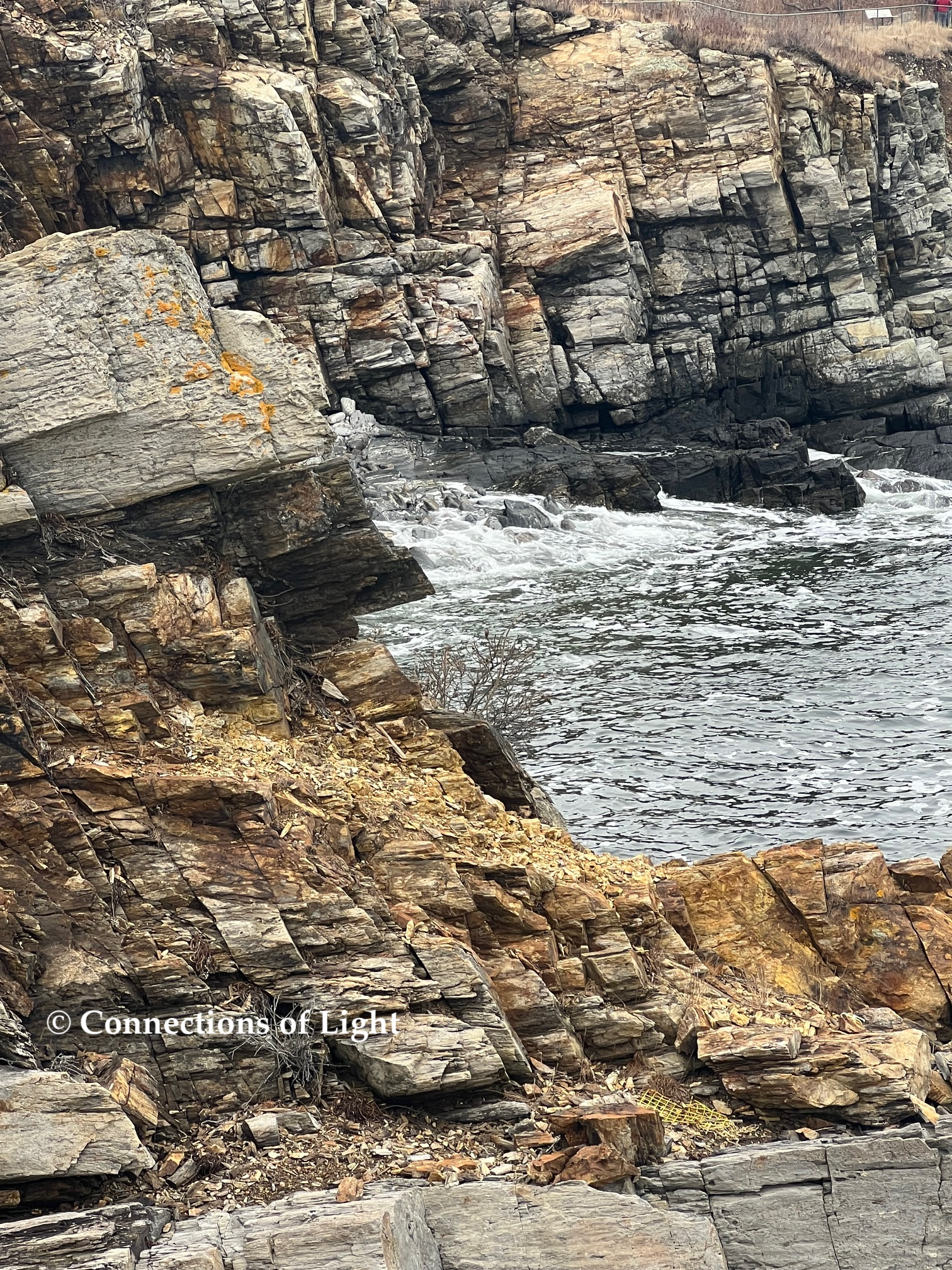 Rocky Maine Coastline
© Connections of Light
(connectionsoflight.com)
(connectionsoflight@icloud.com)